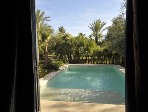 Vue sur piscine hotel lodgek Marrakech